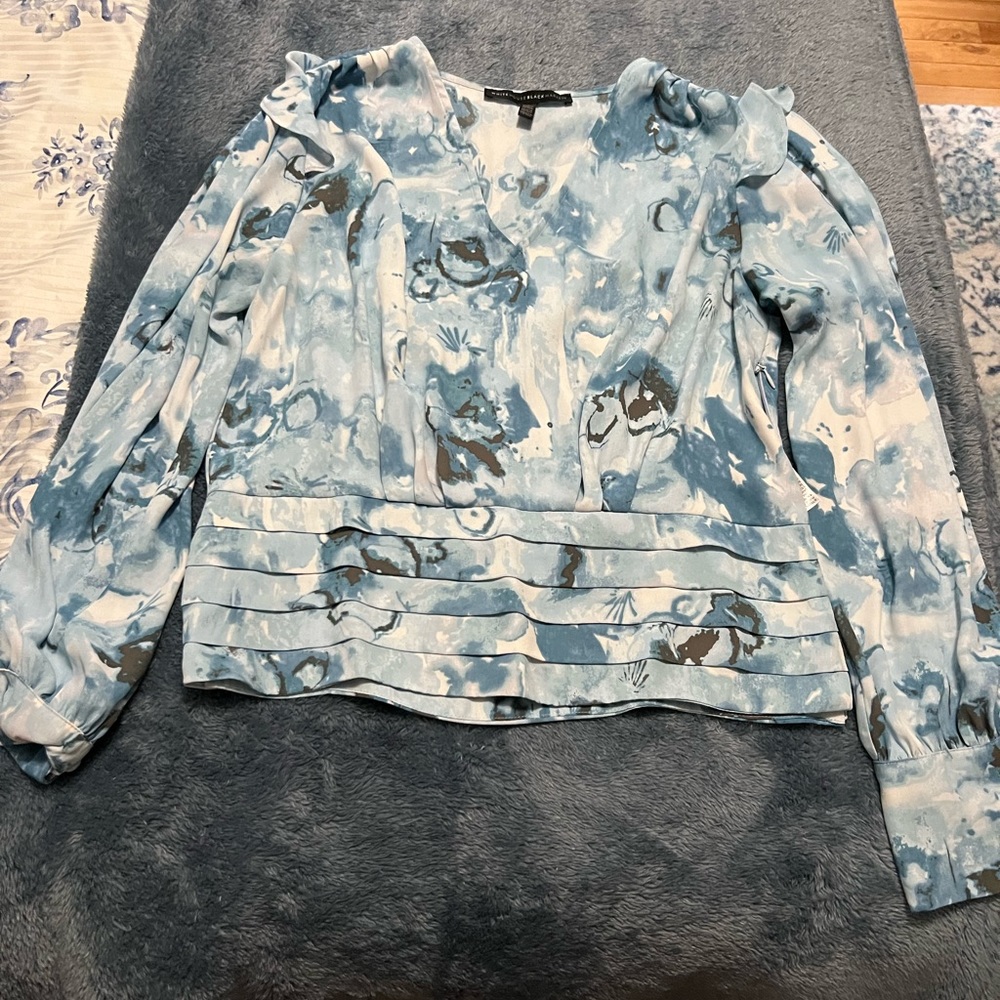 WHBM blue banded long sleeve shirt